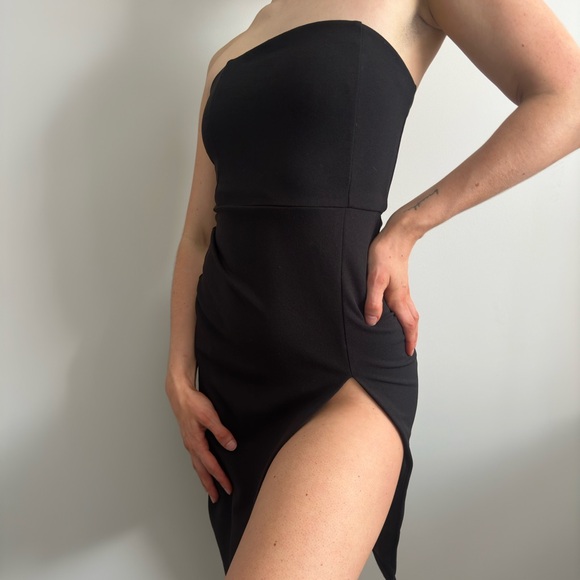 Meshki Dresses & Skirts - Meshki Black Strapless Dress with Slit
